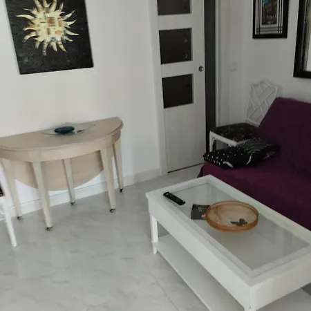 Apartment Muy Economico En Primera Linea De Playa Benidorm